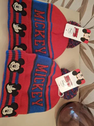 Lote 2 Gorros Invierno Mickey Disney