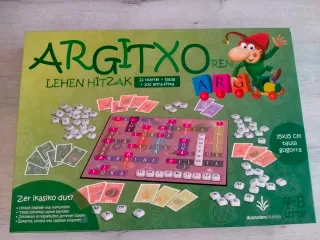 Argitxo lehen hitzak