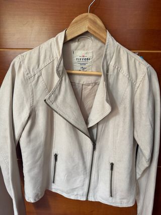 Chaqueta Tifossi corta beige