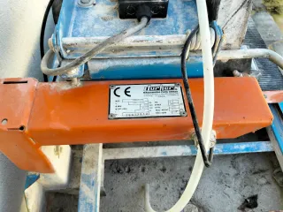 Mesa corte ladrillos Durher