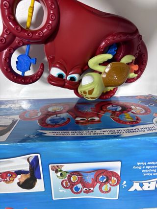 Playset Baño Hank Buscando a Dory Rojo