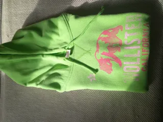 Sudadera Hollister con capucha Talla M