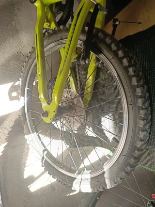 Bicicleta Monty 20 Pulgadas fluor