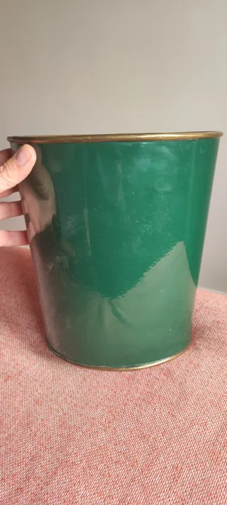 Paragüero metálico verde y dorado