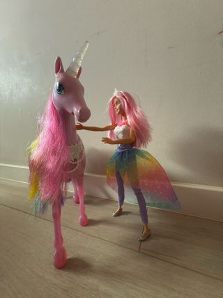 Barbie Unicornio Arcoíris