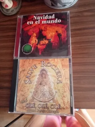 CDs Salve Rociera y Navidad en el mundo