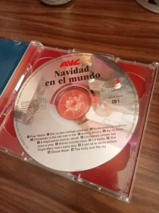 CDs Salve Rociera y Navidad en el mundo