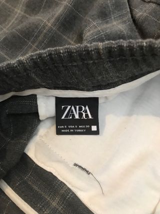 Pantalón Zara cuadros gris