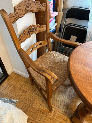 Mesa de comedor de madera maciza