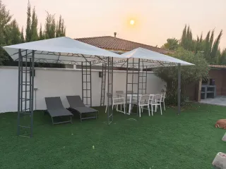 Pérgola metálica y de tela casi nueva