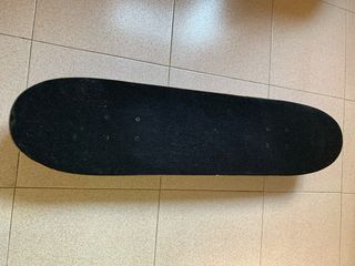Tabla de skate negra