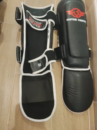 Lote Guantes y Tibiales King Boxing Niño