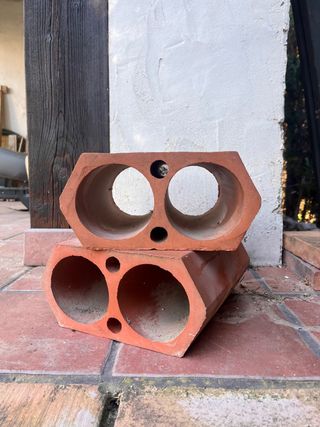 Bloque cerámica para botellas