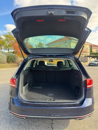 Volkswagen Passat GTE Híbrido enchufable / Techo