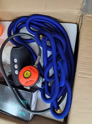 Pulmón acuático azul y naranja