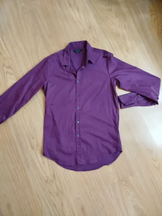 Camisa violeta de hombre