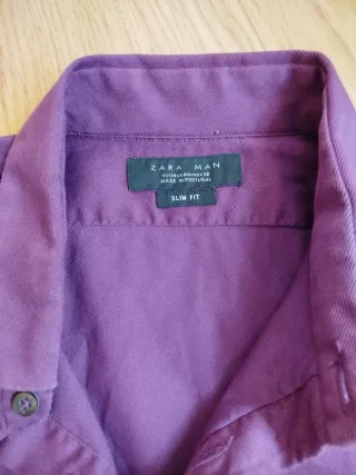 Camisa violeta de hombre