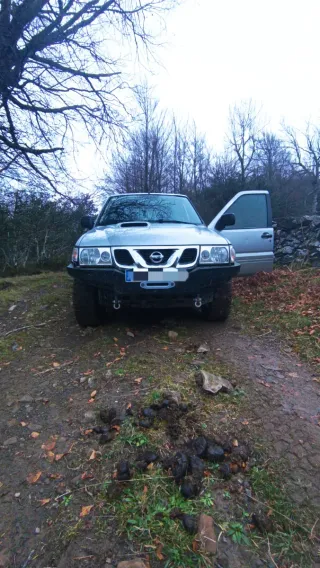 Defensa hierro Nissan Terrano 2