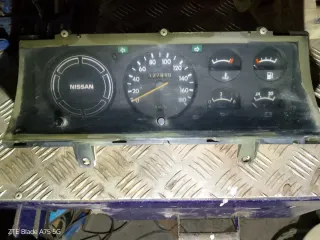 Cuadro instrumentos Nissan Patrol SD33