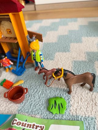 Playmobil Granja Caballos y Carromato