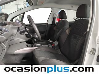 Peugeot 2008 VTI 82 Active 60 kW (82 CV)