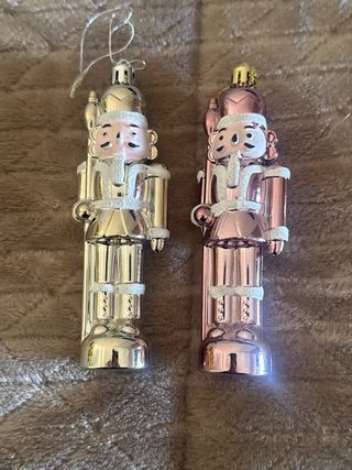 Par Cascanueces Rosa y Plateado