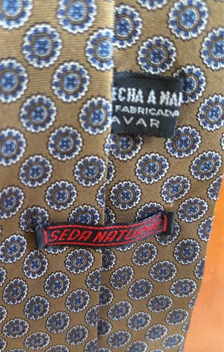 2 Corbatas de hombre Miguel Berbel y seda natural