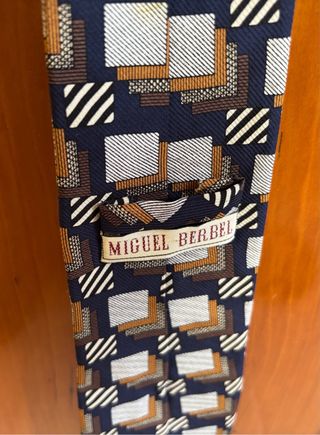 2 Corbatas de hombre Miguel Berbel y seda natural