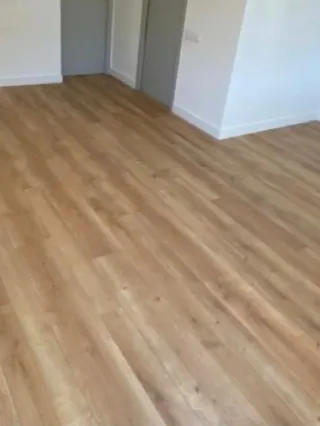 Montador de tarima flotante, laminado y puertas