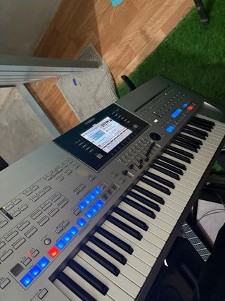 Yamaha Tyros 4 Teclado estudio profesional