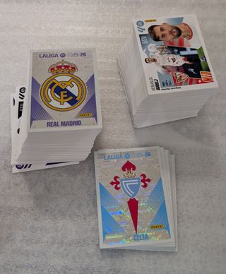 LOTE 350 CROMOS LIGA PANINI ESTE 2025-2026