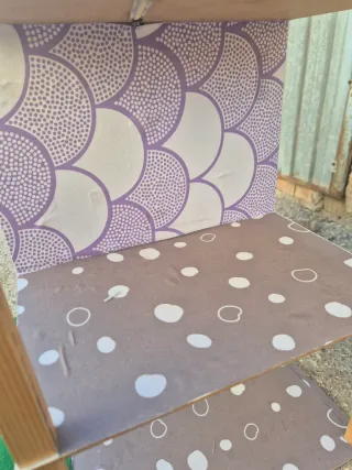 Casa de muñecas de madera hecha a mano, con luz.