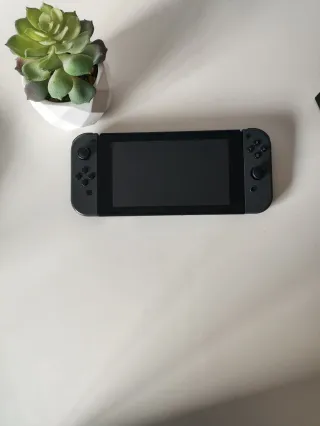 Nintendo Switch Negra + Scheda 256GB