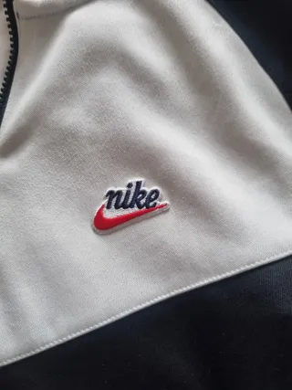 Sudadera Nike Hombre Negra y Blanca