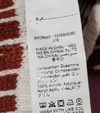 Maglione SHEIN donna marrone con scritta merry