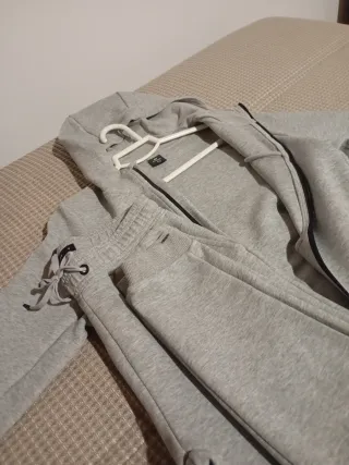 Chándal gris silver