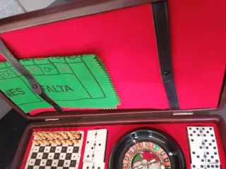 Maleta de juegos de mesa
