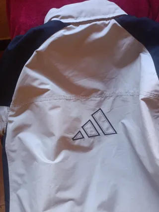 Chaqueta Adidas Beige y Negra Talla L