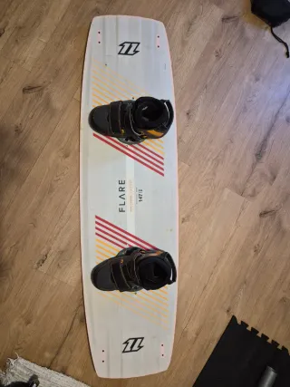 Tabla Kite Surf North Flare 147x43