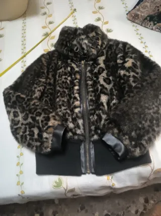 Abrigo pelo leopardo Zara Woman