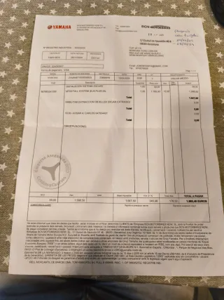 Salida escape Yamaha MT09 (sin cola)