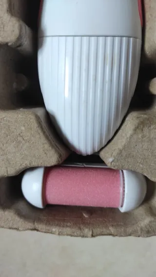 Lima eléctrica para pies rosa y blanca