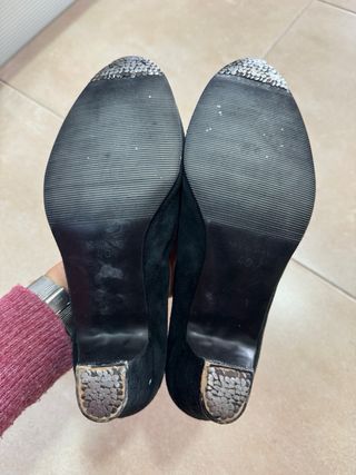 Zapatos de tacón negros