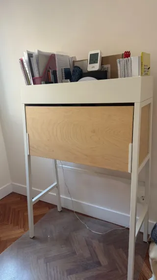 Escritorio juvenil madera y metal