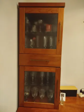 Dos Muebles de vitrinas