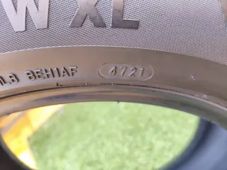 Neumáticos 215/55 R16 97W XL como nuevos