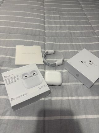 Auricolari AirPods Gen 3 Apple Bianchi