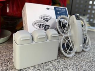 Drone DJI Neo vuela más