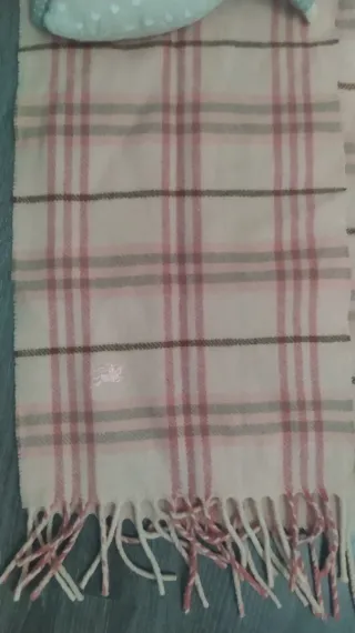 Bufanda Burberry Beige y Rosa