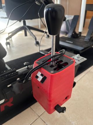 Cockpit Moza R5 con Freno y Cambio H